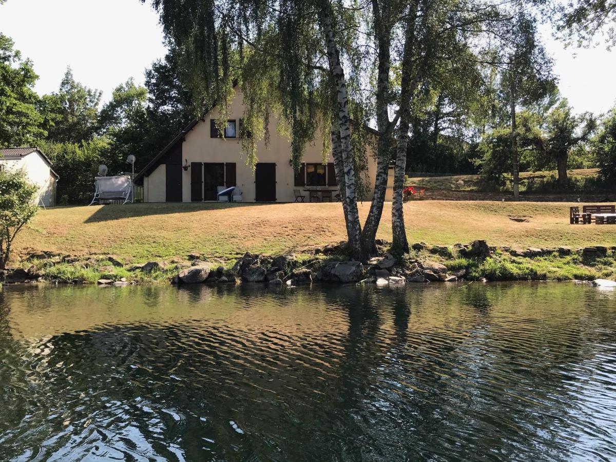 Maison Lac De Pareloup -Les Pieds Dans L'Eau- Villa Arvieu Exterior foto