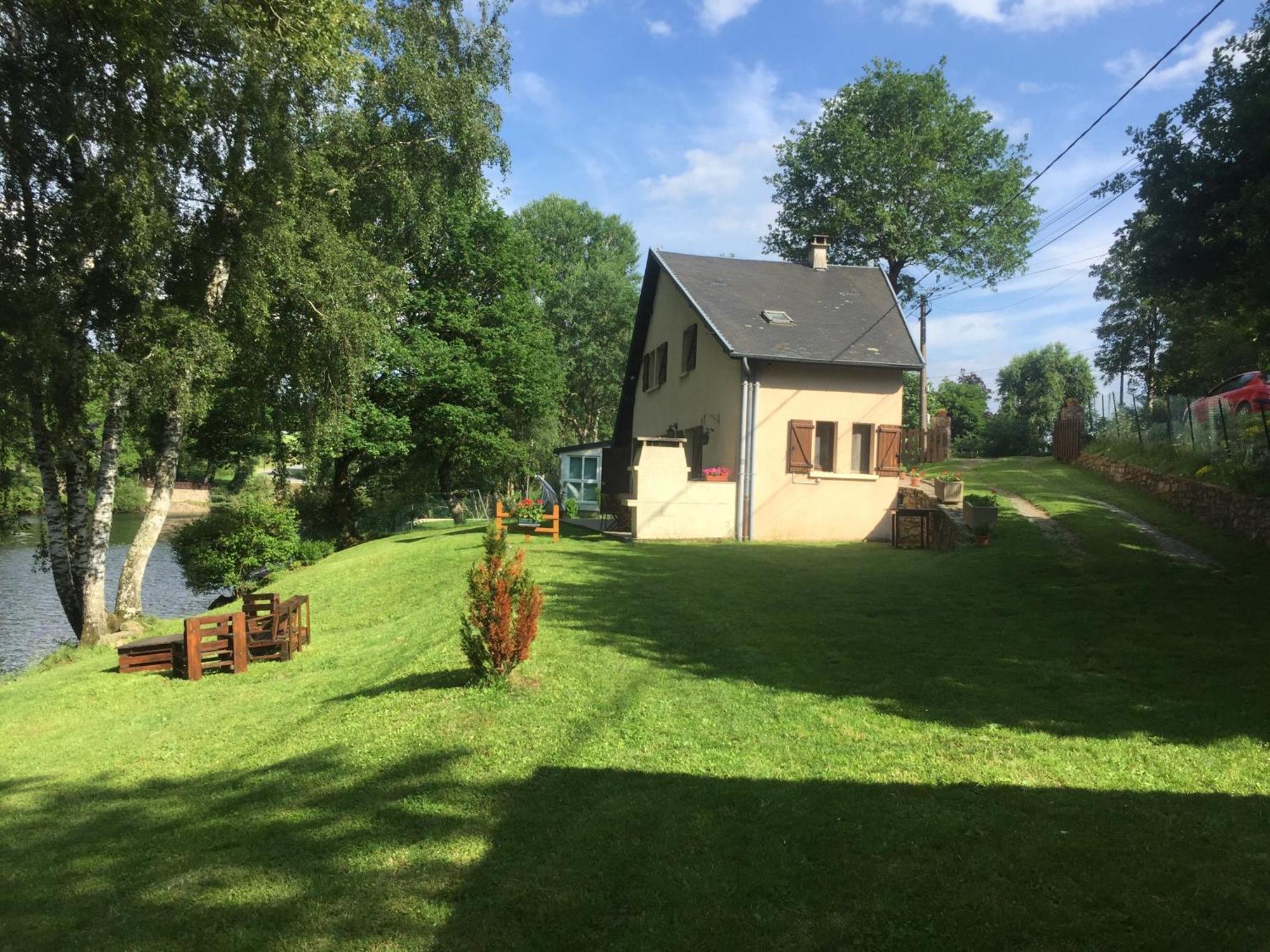 Maison Lac De Pareloup -Les Pieds Dans L'Eau- Villa Arvieu Exterior foto