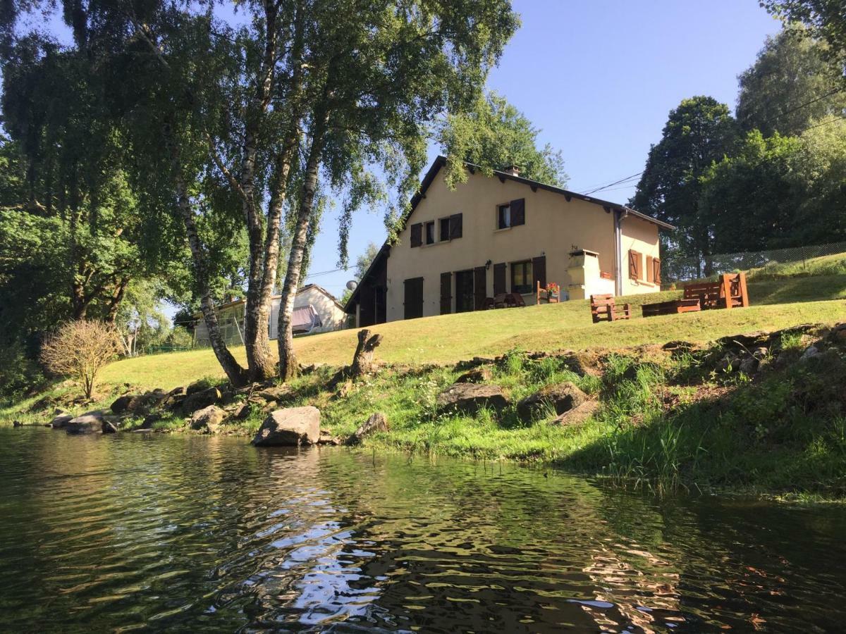 Maison Lac De Pareloup -Les Pieds Dans L'Eau- Villa Arvieu Exterior foto